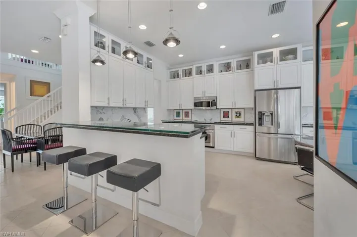 6577  Marbella  LN, Naples, FL 34105