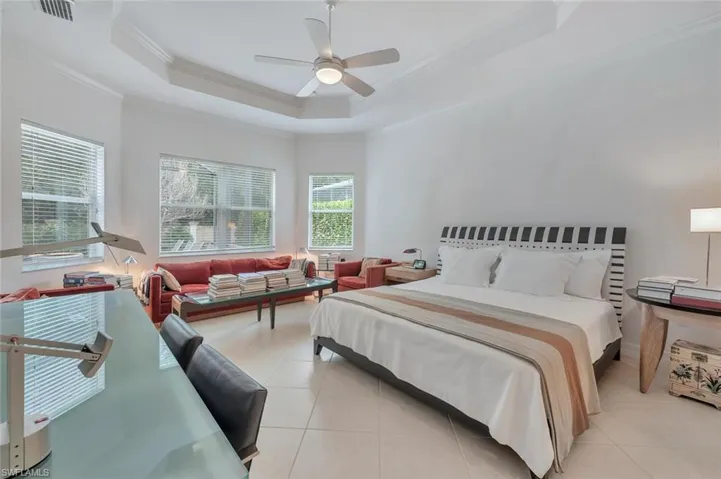 6577  Marbella  LN, Naples, FL 34105