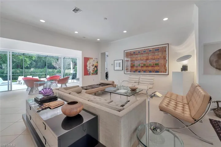 6577  Marbella  LN, Naples, FL 34105