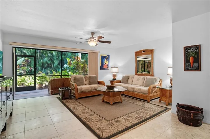 7116  Lakeridge  CT, Fort Myers, FL 33907