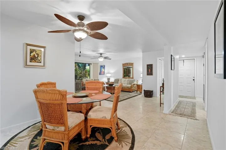 7116  Lakeridge  CT, Fort Myers, FL 33907