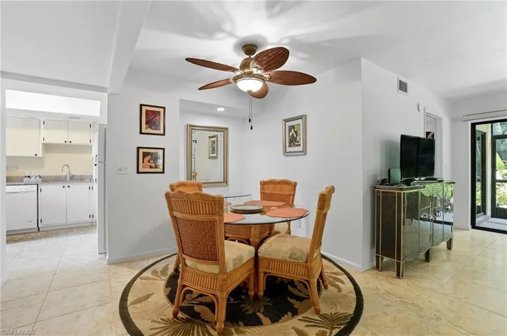 7116  Lakeridge  CT, Fort Myers, FL 33907
