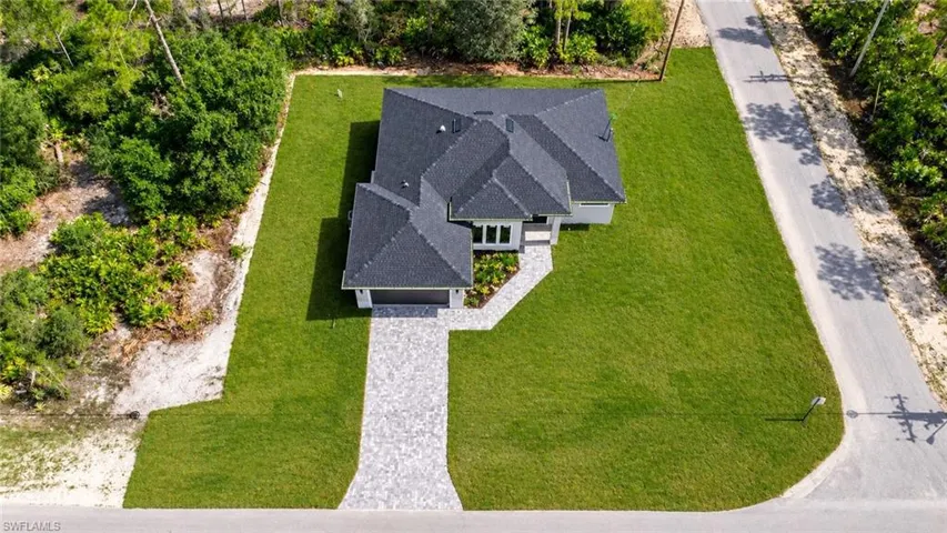 3207 E 10th St, Lehigh Acres, Florida 33972