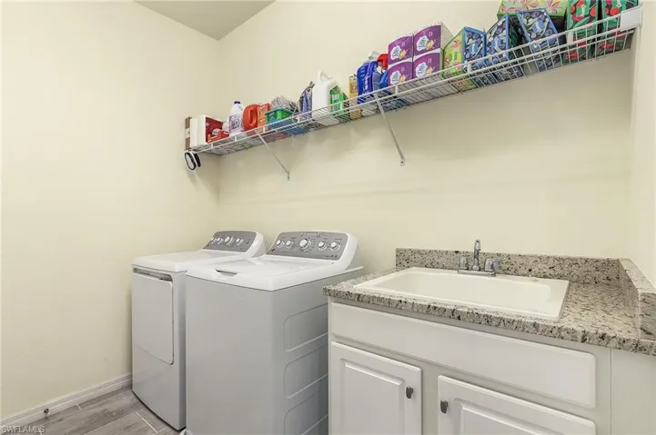 10431  Prato  DR, Fort Myers, FL 33913