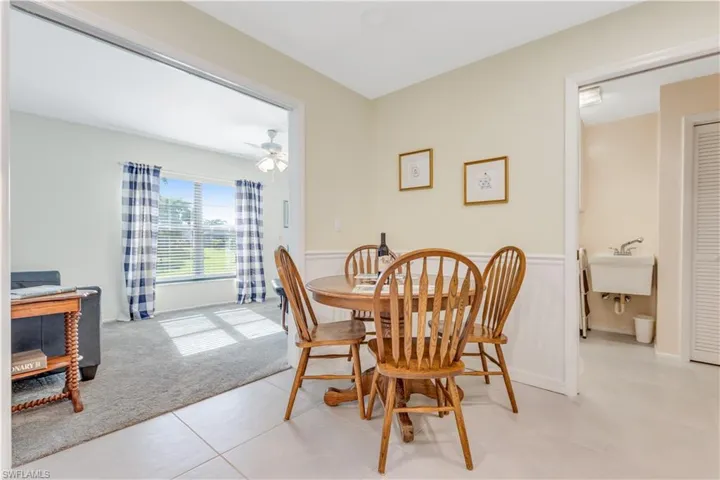 Eat in Kitchen with access to den and laudry room