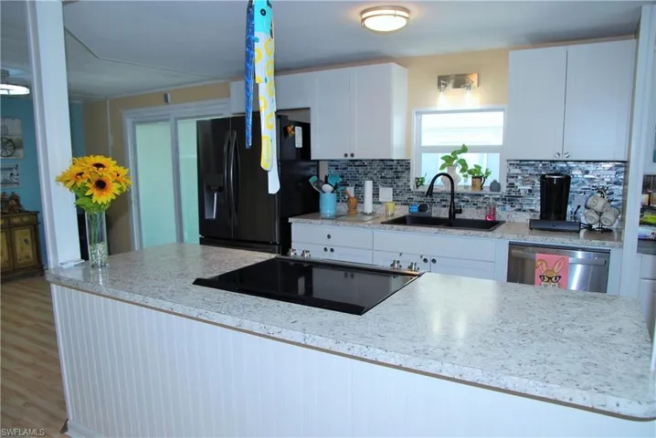 515  Hogan  DR, North Fort Myers, FL 33903