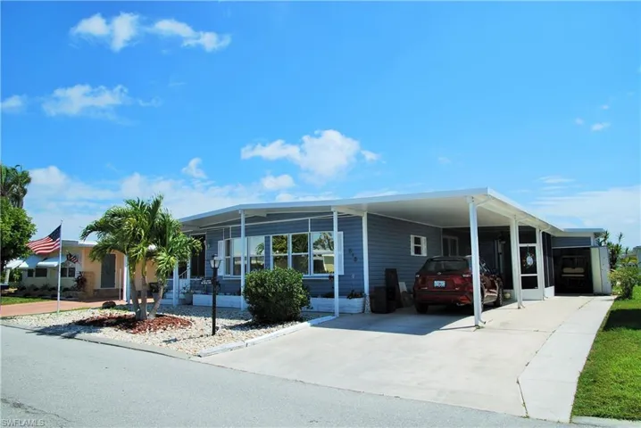 515  Hogan  DR, North Fort Myers, FL 33903