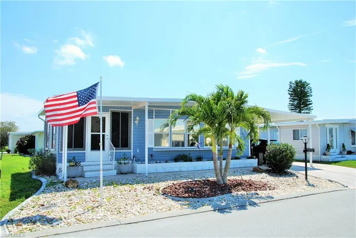 515  Hogan  DR, North Fort Myers, FL 33903
