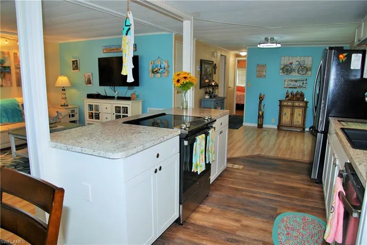 515  Hogan  DR, North Fort Myers, FL 33903