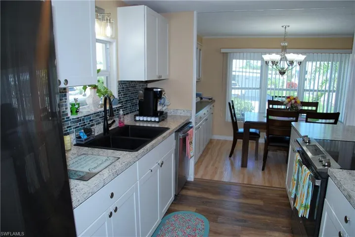 515  Hogan  DR, North Fort Myers, FL 33903