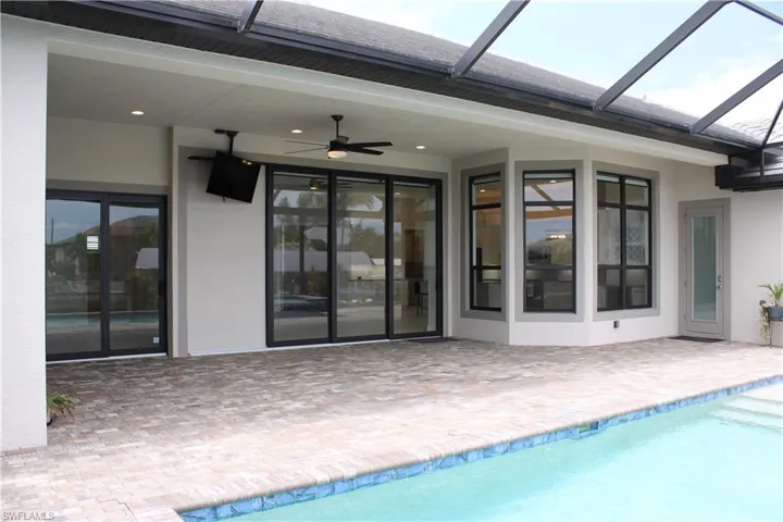 821 Nw 38th Ave, Cape Coral, Florida 33993