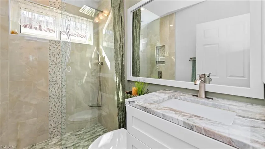 Guest bathrooom