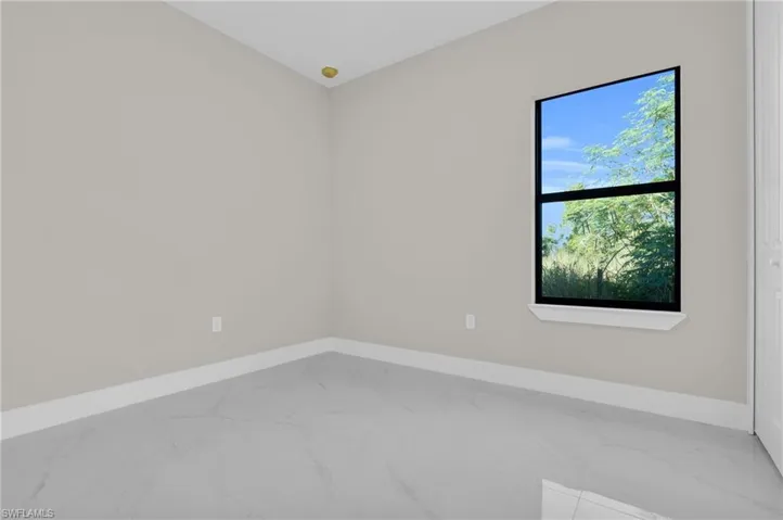 971 Chadwick Ave, Lehigh Acres, Florida 33974