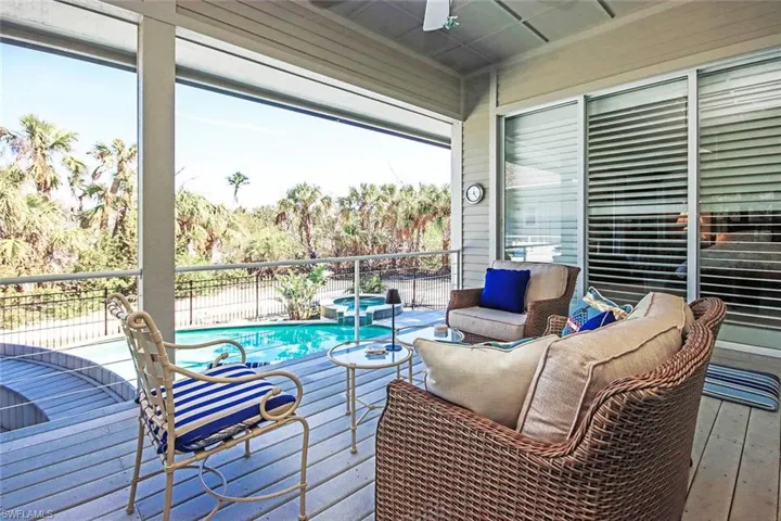 Lanai porch