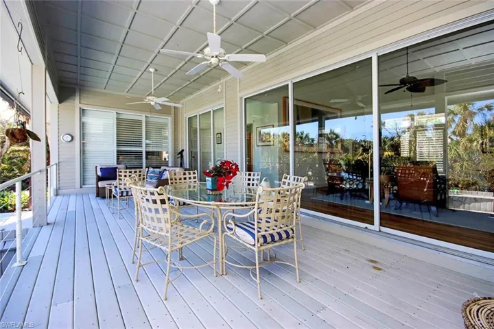 Lanai porch