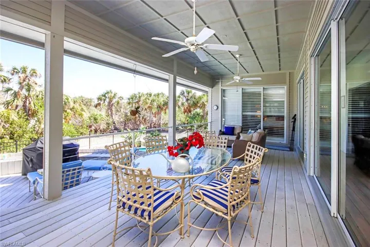 Large_outdoor_entertaining_area