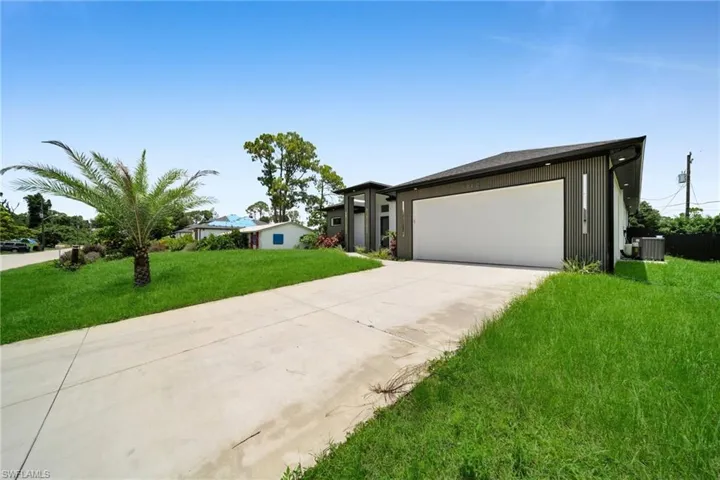 5002 W 2nd St, Lehigh Acres, Florida 33971