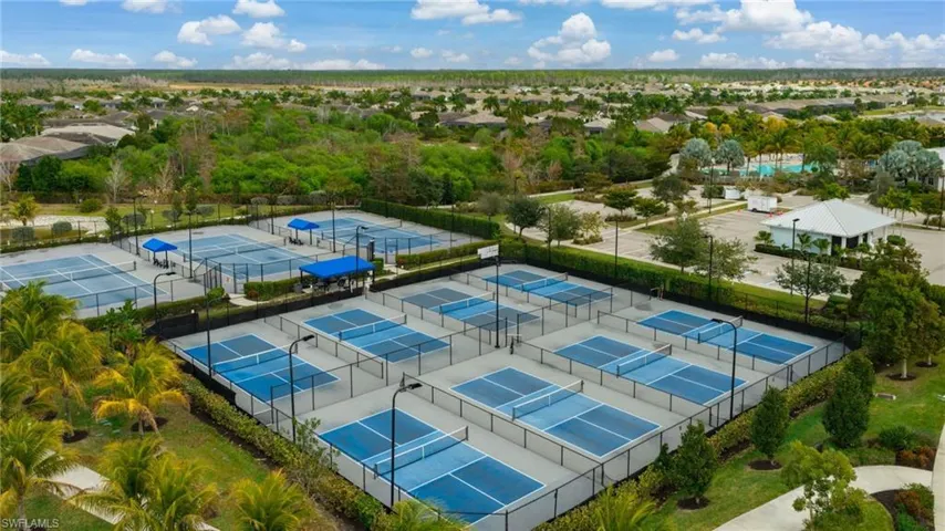 8 Pickleball Courts