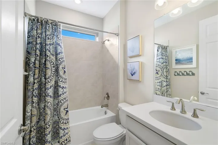 2nd Bathroom