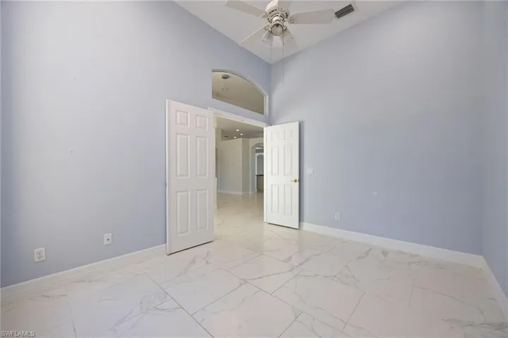 13717 Bald Cypress Cir, Fort Myers, Florida 33907