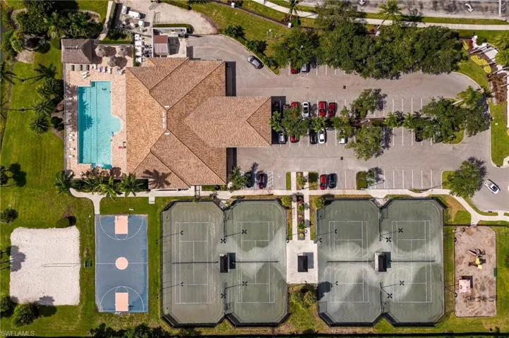 13717 Bald Cypress Cir, Fort Myers, Florida 33907