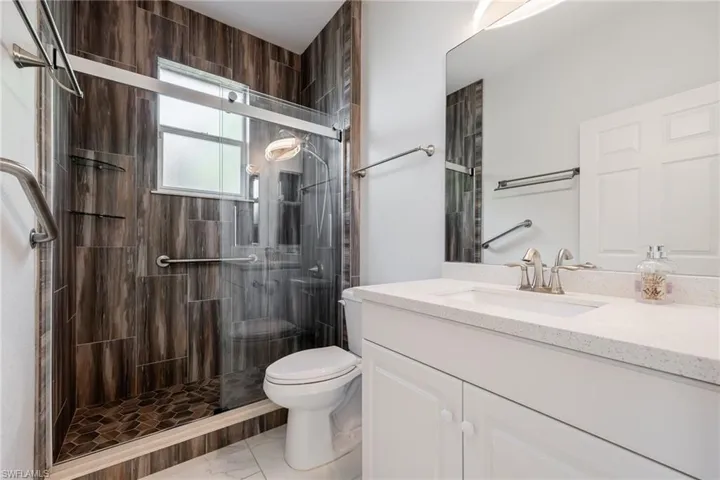 13717 Bald Cypress Cir, Fort Myers, Florida 33907