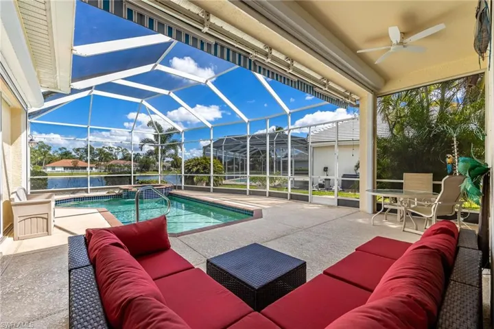 13717 Bald Cypress Cir, Fort Myers, Florida 33907