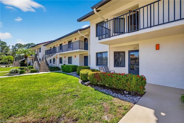 4973  Pepper  CIR, Naples, FL 34113