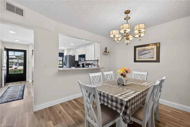 4973  Pepper  CIR, Naples, FL 34113