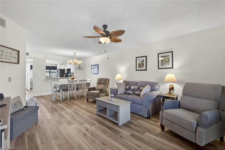 4973  Pepper  CIR, Naples, FL 34113