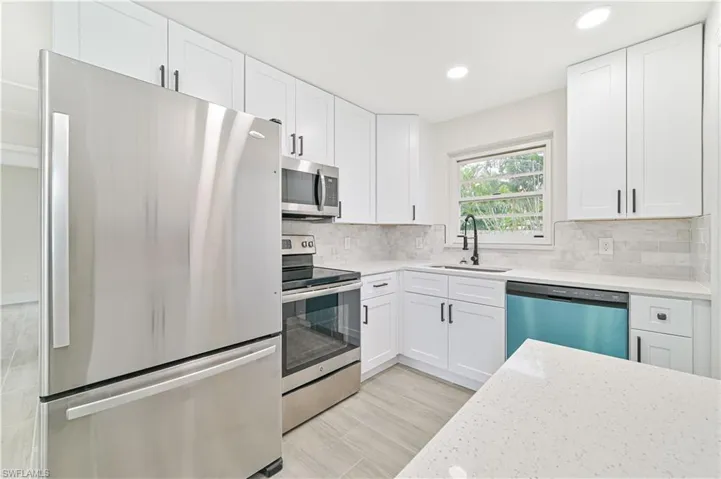 3844 Marvaez St, Fort Myers Fl 33901