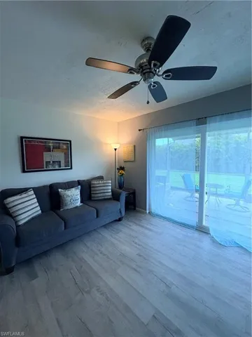 4520 Sw 8th Pl 4, Cape Coral, Florida 33914