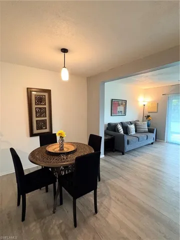 4520 Sw 8th Pl 4, Cape Coral, Florida 33914