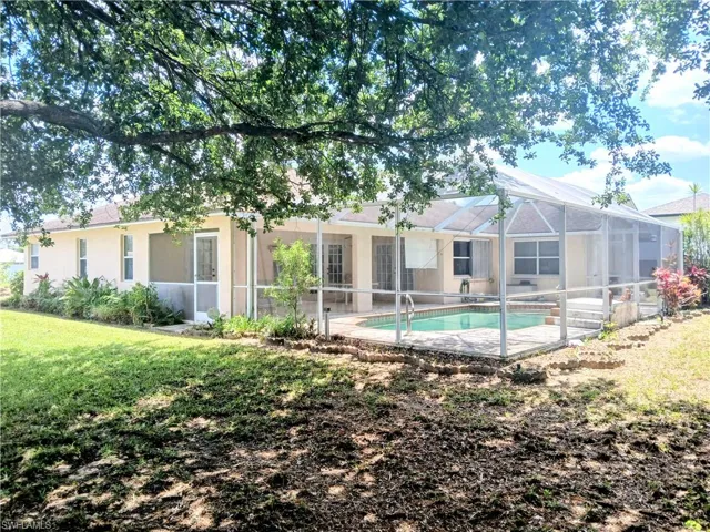 212  Lanyard  PL, Lehigh Acres, FL 33936