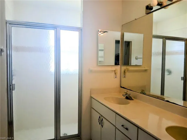 212  Lanyard  PL, Lehigh Acres, FL 33936