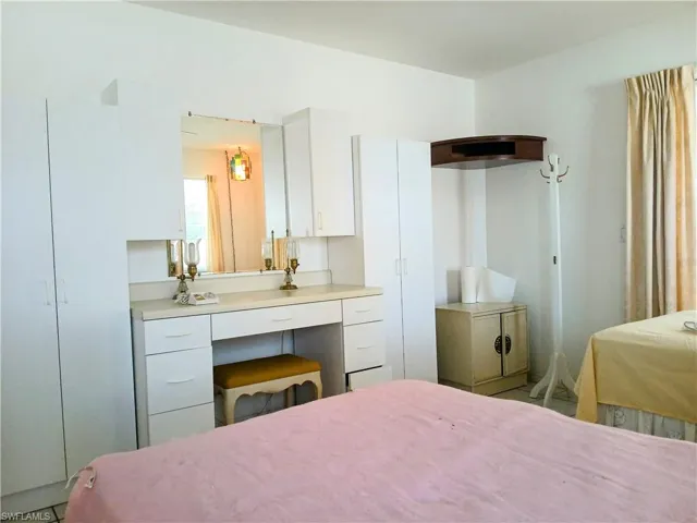 212  Lanyard  PL, Lehigh Acres, FL 33936
