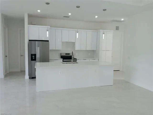 814  5th  AVE, Lehigh Acres, FL 33972