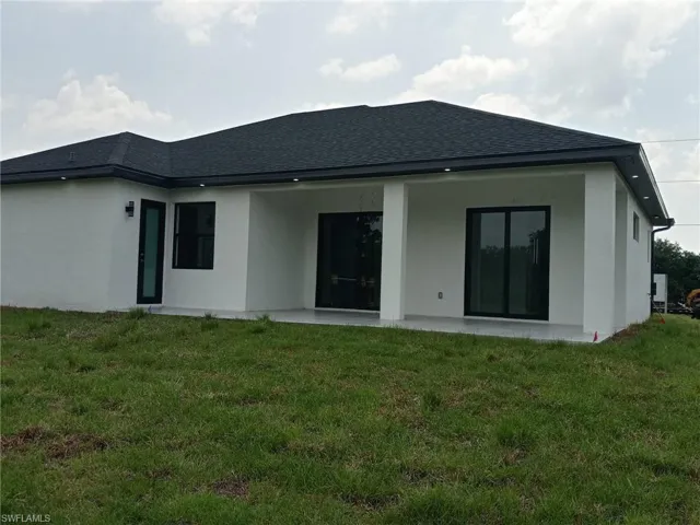 814  5th  AVE, Lehigh Acres, FL 33972