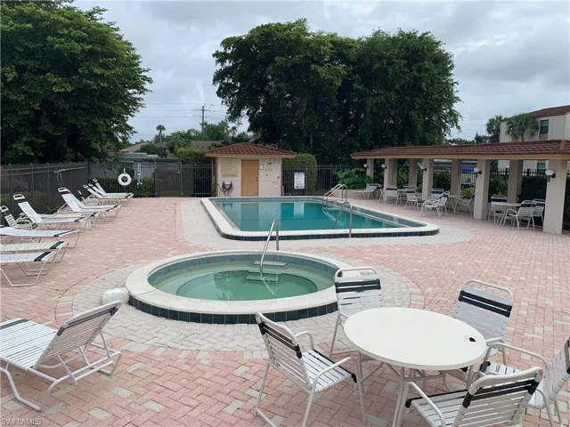 3615  Boca Ciega  DR, Naples, FL 34112