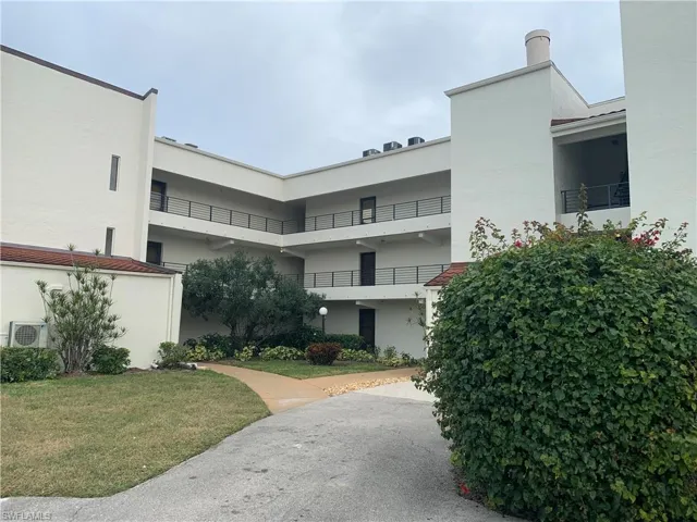 3615  Boca Ciega  DR, Naples, FL 34112