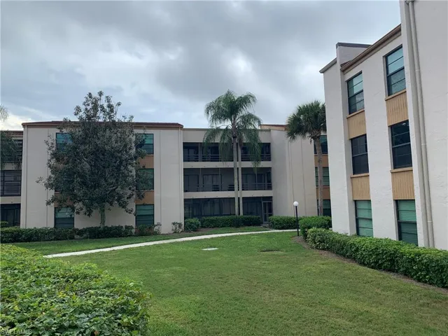 3615  Boca Ciega  DR, Naples, FL 34112