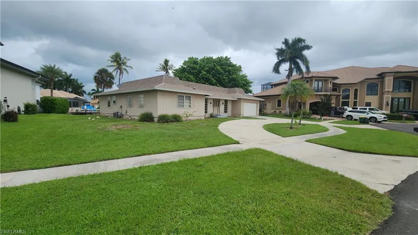 514 Antilles Ct, Marco Island, Florida 34145