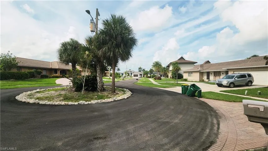 514 Antilles Ct, Marco Island, Florida 34145