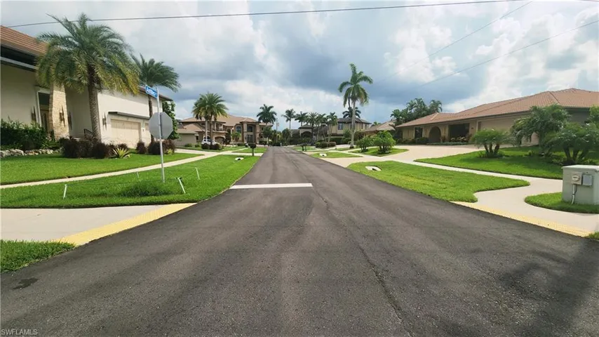 514 Antilles Ct, Marco Island, Florida 34145