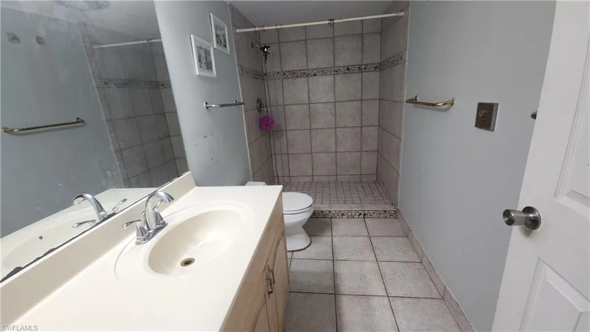 514 Antilles Ct, Marco Island, Florida 34145