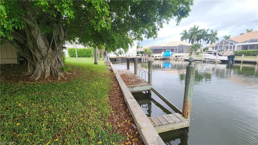 514 Antilles Ct, Marco Island, Florida 34145
