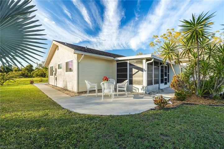2018  Lighthouse  CT, Labelle, FL 33935
