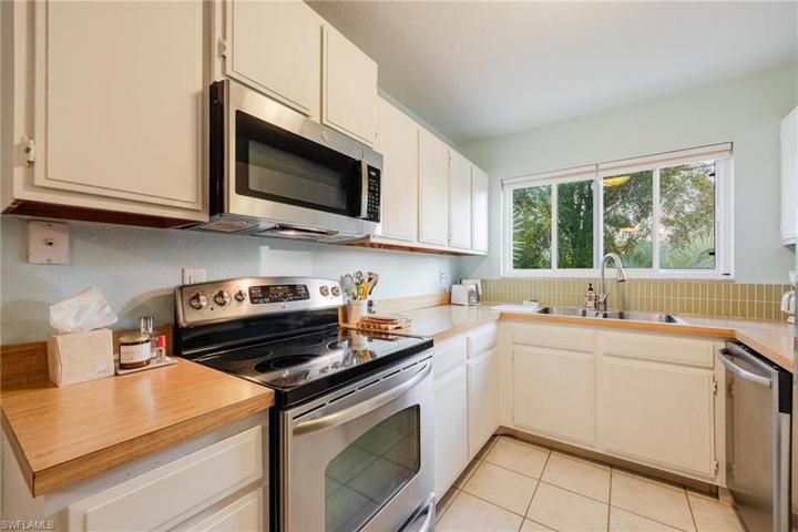 2018  Lighthouse  CT, Labelle, FL 33935