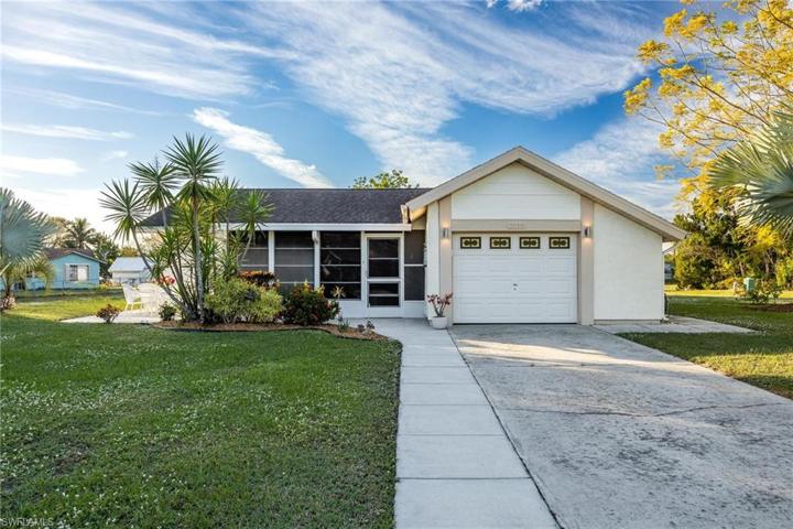 2018  Lighthouse  CT, Labelle, FL 33935