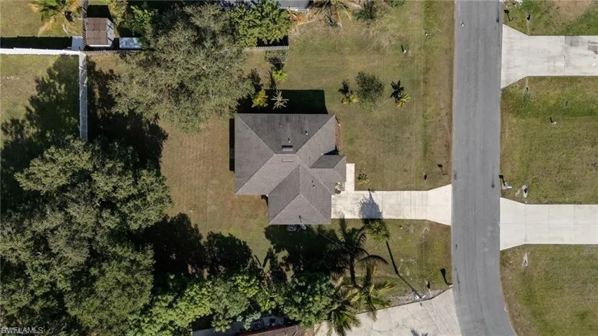 824  Umber  DR, Fort Myers, FL 33913